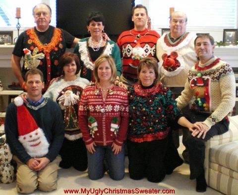 Karaļa ģimene bija tērpta „neglīts” Ziemassvētku džemperis