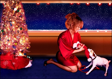 Mariah Carey a îmbrăcat un pom de Crăciun pentru Crăciun. În octombrie
