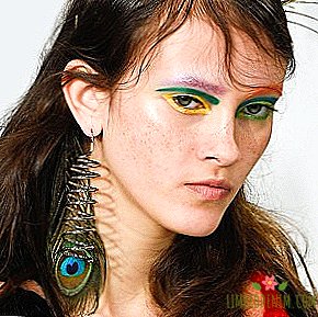 Außerirdische Schönheit: 15 Make-up von der Paris Fashion Week