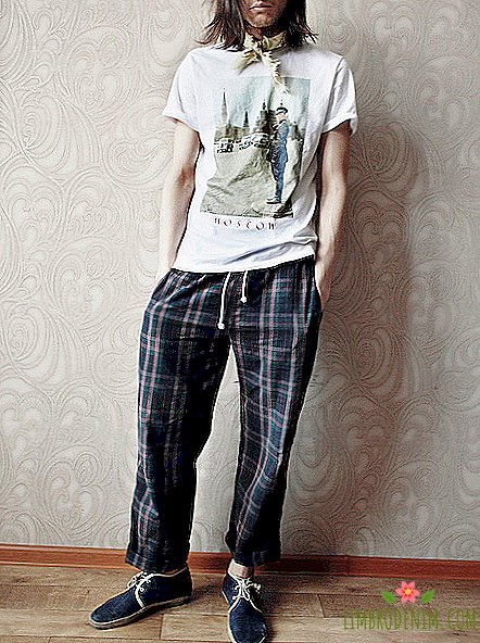 Guarda-roupa: Andrey Tolstov, modelo, empregado da loja "KM20"