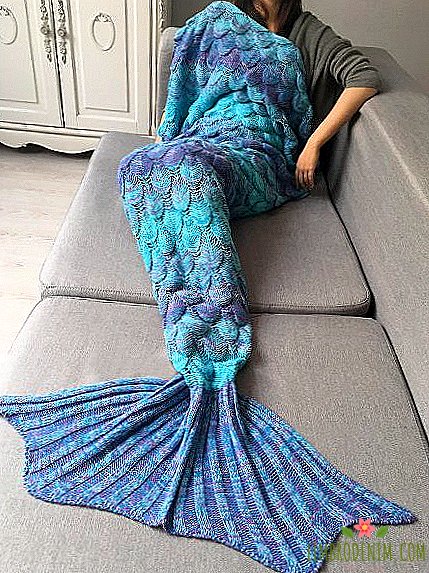 Comme un poisson sur le canapé: des couvertures en forme de queues de sirène