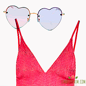 Combo: Едно парче бански костюм със слънчеви очила